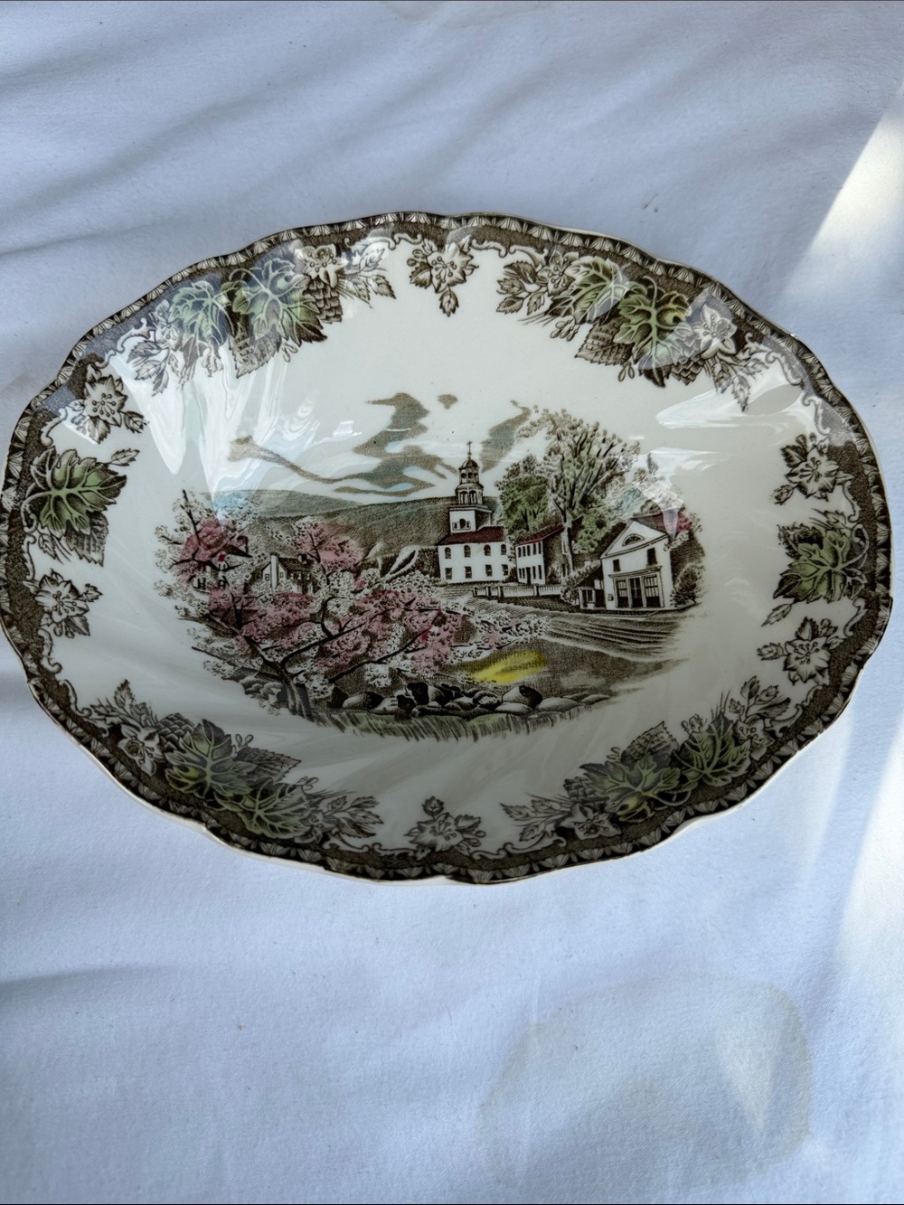 Johnson Brothers The Friendly Village serving Bowl in White, Green and Pink